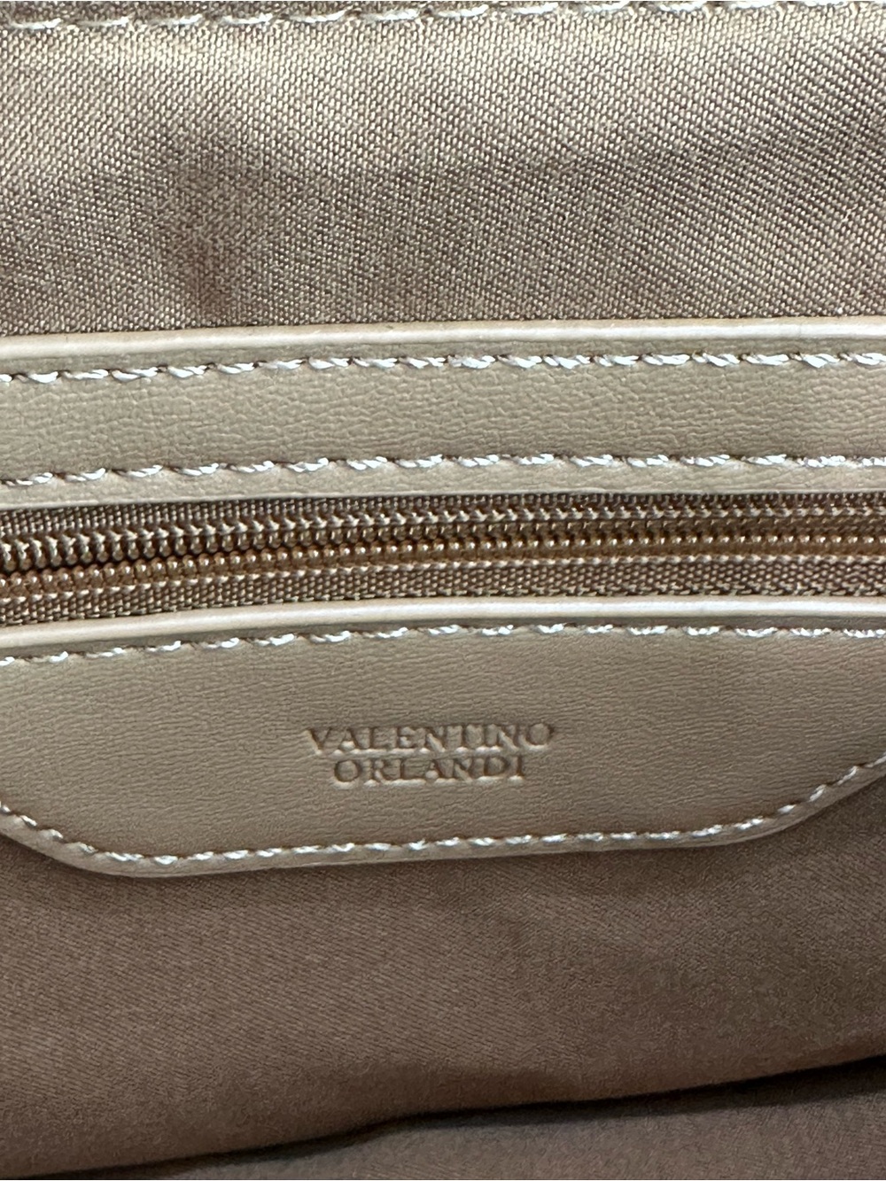 NWT Valentino Orlandi V-3009 Quilted Chain Shoulder Bag Taupe MSRP $320 - Picture 9 of 9